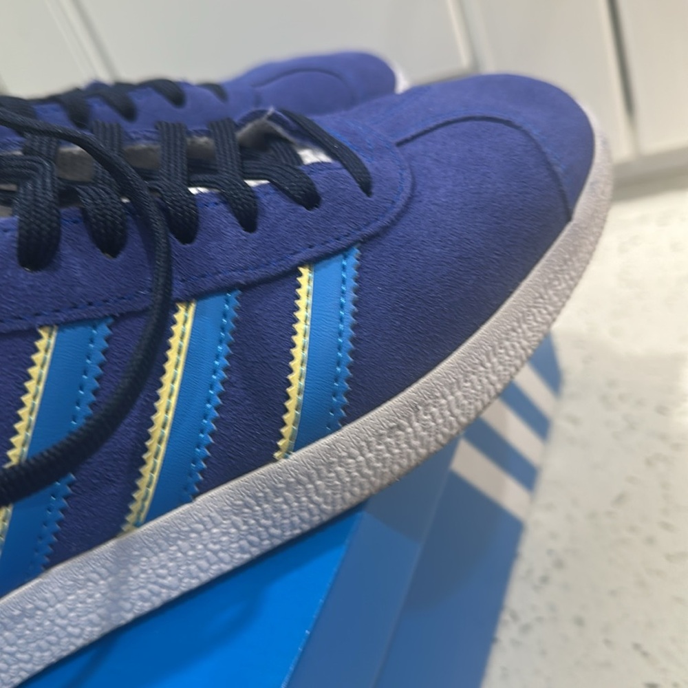 Adidas Gazelle Royal Blue and Yellow Sneakers - Picture 6 of 9